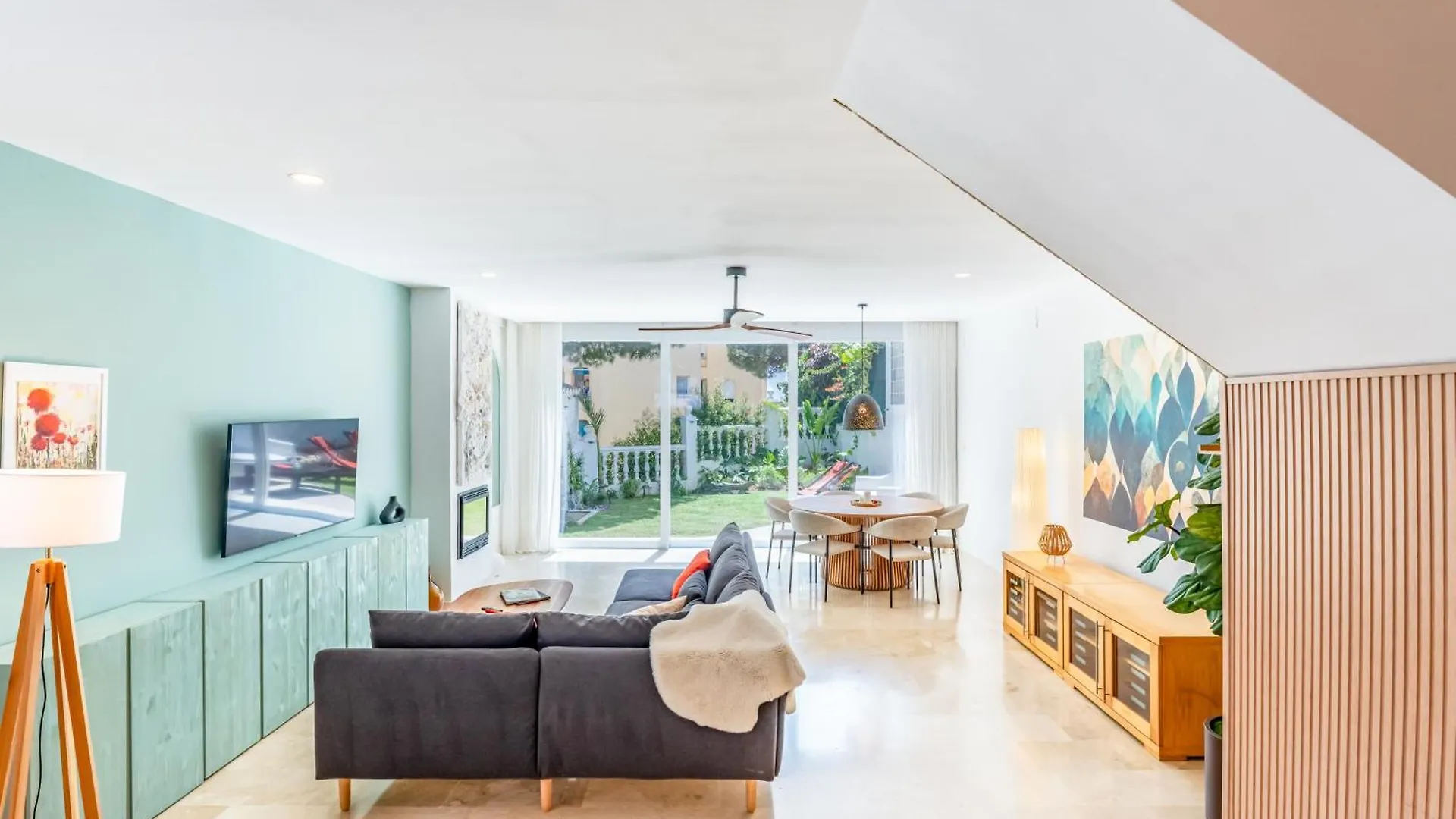 Дом отдыха Vb Torrequebrada Townhome 3Br Near The Sea Бенальмадена Испания