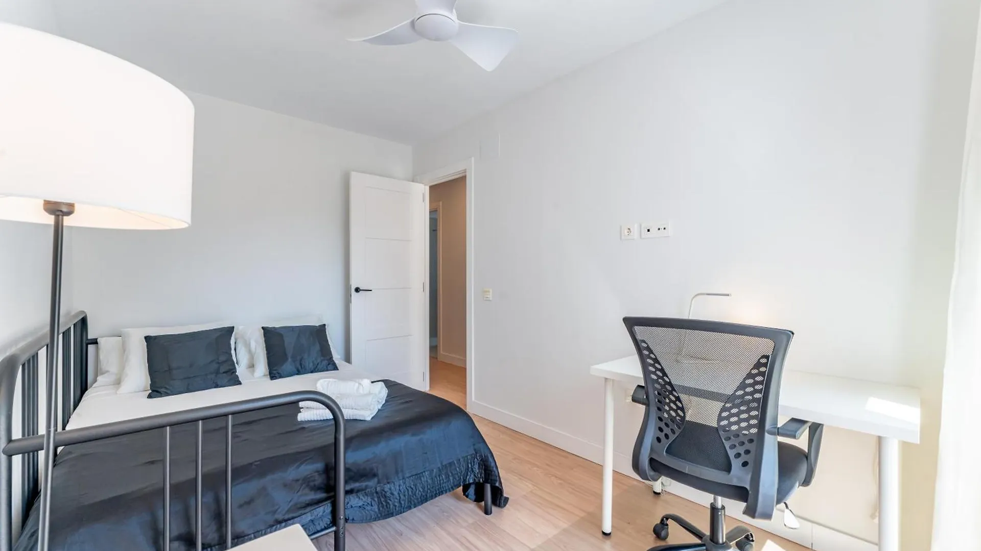 Дом отдыха Vb Torrequebrada Townhome 3Br Near The Sea Бенальмадена Испания